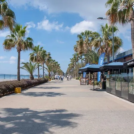 Sea Front By Artemis 3.0 דירה לימסול