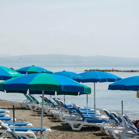 Sea Front By Artemis 3.0 * לימסול
